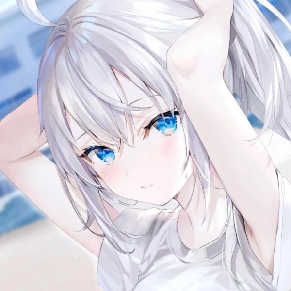 動漫頭像丨放風箏的時候風箏和人都不自由