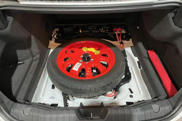 2萬公里的二手捷豹XFL,開了一年才想起來驗車,檢測完客戶汗顏了 2萬公里的二手捷豹XFL,開了一年才想起來驗車,檢測完客戶汗顏了