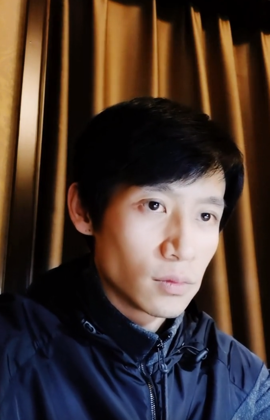 35歲魏晨身體引擔憂!婚後首次現身一臉病態,臉頰凹陷已瘦到脫相 35歲魏晨身體引擔憂!婚後首次現身一臉病態,臉頰凹陷已瘦到脫相