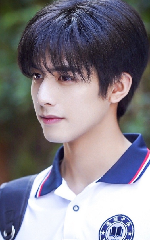 《念念相忘》定檔，終於有一部青春電影，主角團是真的青春年少