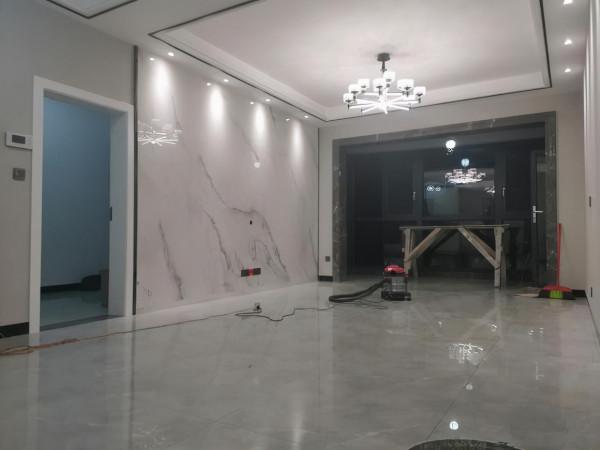 裝了半年多了，硬裝終於結束了，踩了許多坑，真的不容易啊