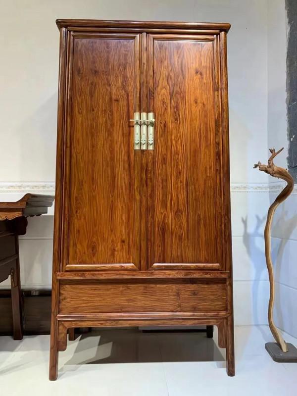 珍藏重器海南黃花梨｜收藏款圓角櫃成對