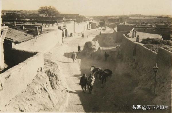 1930年內蒙古包頭老照片 黃河岸邊風貌及五當召 1930年內蒙古包頭老照片 黃河岸邊風貌及五當召