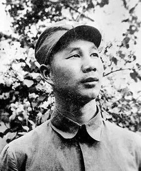 楊成武教育子女:多學為人民服務的本領 楊成武教育子女:多學為人民服務的本領