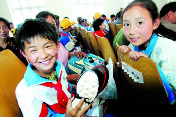 雖然我沒有養你們,但我畢竟是你們生父!消失多年的老父突然上門 雖然我沒有養你們,但我畢竟是你們生父!消失多年的老父突然上門