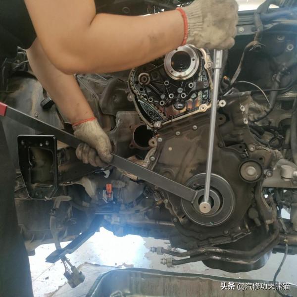 你們的奧迪燒機油是怎麼修的，我覺得這臺奧迪Q5燒機油的修法才對