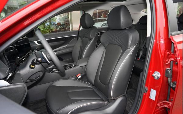 試駕北京現代名圖，造型前衛卻逐漸被市場淘汰！