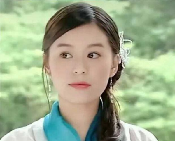 開民宿、辦潮牌、演高中生,大灣區姐姐,才是吃了防腐劑吧 開民宿、辦潮牌、演高中生,大灣區姐姐,才是吃了防腐劑吧