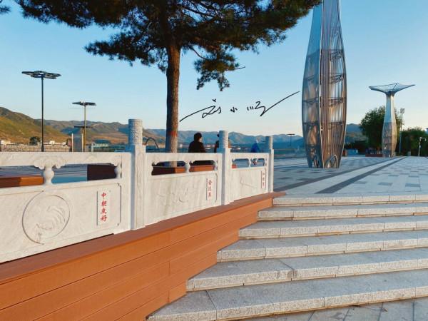 吉林省著名邊境小城，與朝鮮隔江相望，風格獨特，現在遊客卻不多