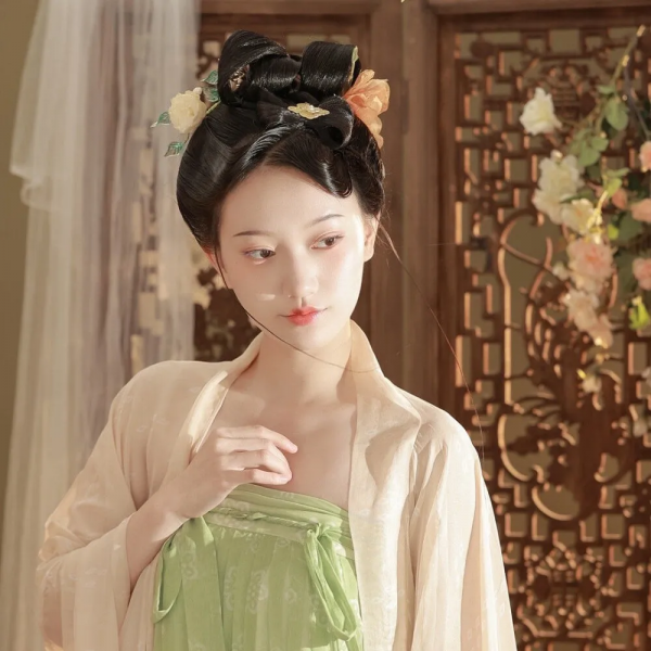 一眼愛上的古風動漫真人頭像，高質量無水印