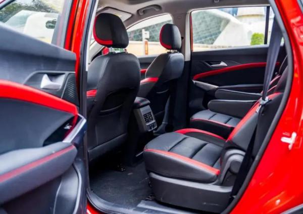 你沒見過的6座SUV,思皓X8讓你大開眼界,顏值還很不錯 你沒見過的6座SUV,思皓X8讓你大開眼界,顏值還很不錯