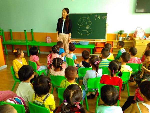 孩子3歲就要上幼兒園？你別弄錯了，孩子能不能入園年齡不是關鍵