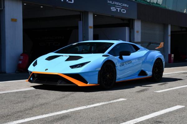 數讀｜超豪華品牌上險量Top 10：邁巴赫破萬在即，保時捷一家獨大