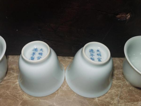 明宣德甜白釉梨壺鈴鐺杯（一壺四杯）賞析