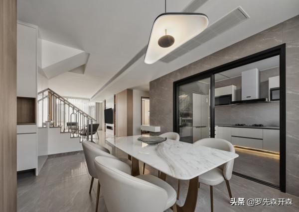 江蘇&CenterDot;280㎡現代簡約疊墅裝修設計實景；低純度營造舒心的居家氛圍