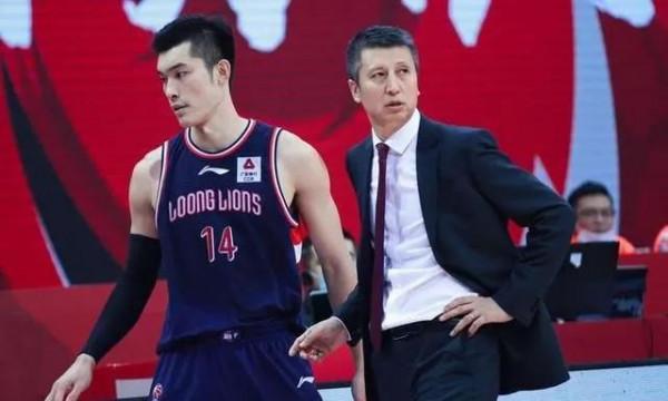 CBA14日看點!郭艾倫迎戰土豪隊,3少挑戰大鳥,阿布都沙拉木首秀 CBA14日看點!郭艾倫迎戰土豪隊,3少挑戰大鳥,阿布都沙拉木首秀