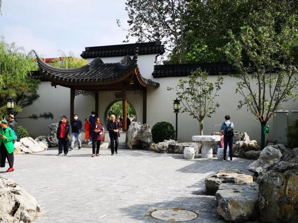 藏在莊裡的蘇式園林景 藏在莊裡的蘇式園林景