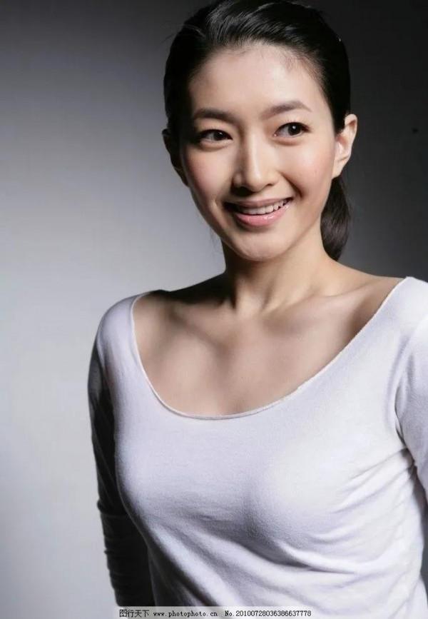 江疏影氣質迷人