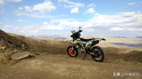 7L油箱的越野車,照樣摩旅去西藏 7L油箱的越野車,照樣摩旅去西藏