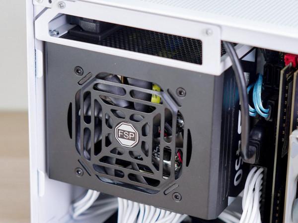 今年顯示卡不好搞，半撿垃圾半入新，攢一臺小巧的ITX工作主機