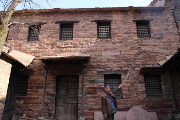 大山深處的百年石頭寨——英談古寨 大山深處的百年石頭寨——英談古寨