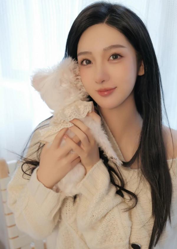 都美竹曬近照,從中傳退學後積極準備藝考,希望有更好的人生 都美竹曬近照,從中傳退學後積極準備藝考,希望有更好的人生