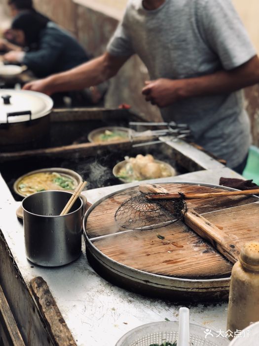 十數個餛飩，一碗人間煙火