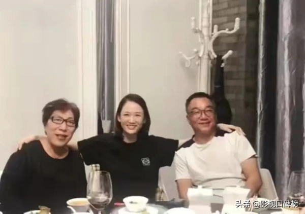 陳喬恩連續五年悼念喬任梁，為什麼每年的配圖都是粉色天空？