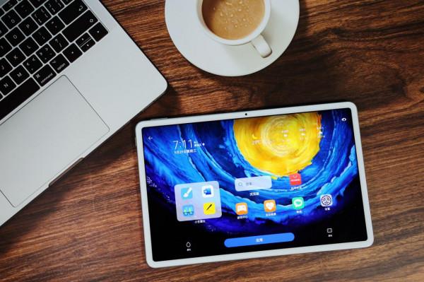 可能是2000元價位最香的蓋泡麵神器——華為Matepad11 體驗評測