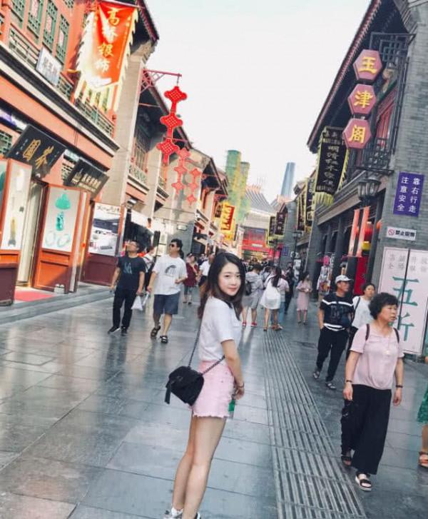 還記得《暖春》中的小花麼，如今長相驚豔，無幾人能認出！