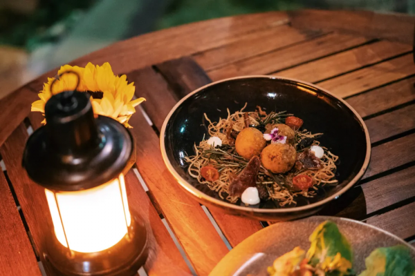 依山傍海獨享一灣,這家扇子酒店讓我錯覺是又回到了東南亞 依山傍海獨享一灣,這家扇子酒店讓我錯覺是又回到了東南亞