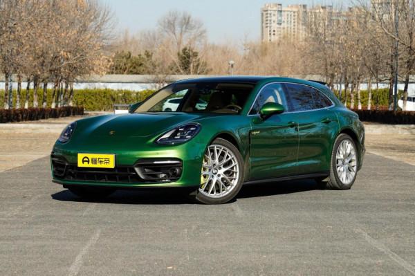 Panamera E-Hybrid，大型車，配雙渦輪增壓發動機，動力澎湃