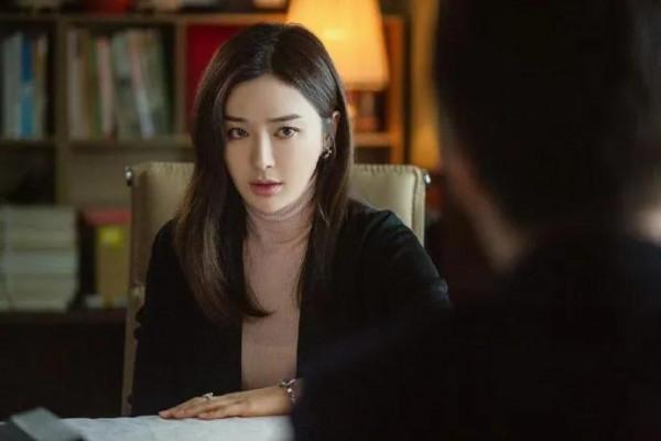 《突圍》劇組太“奇葩”,4位演員單身多年,秦嵐榜上有名 《突圍》劇組太“奇葩”,4位演員單身多年,秦嵐榜上有名