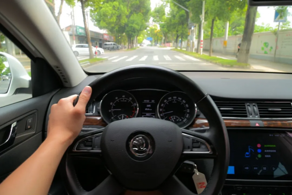 “德系”進口旅行車，年均7千低里程——二手斯柯達 速尊