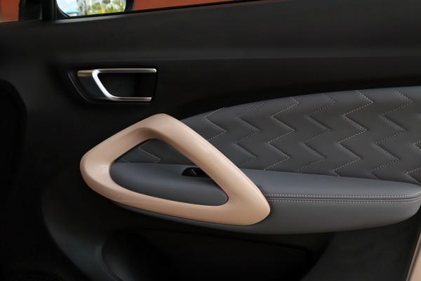 更出“色”的高配小車 2021款零跑T03真值麼？