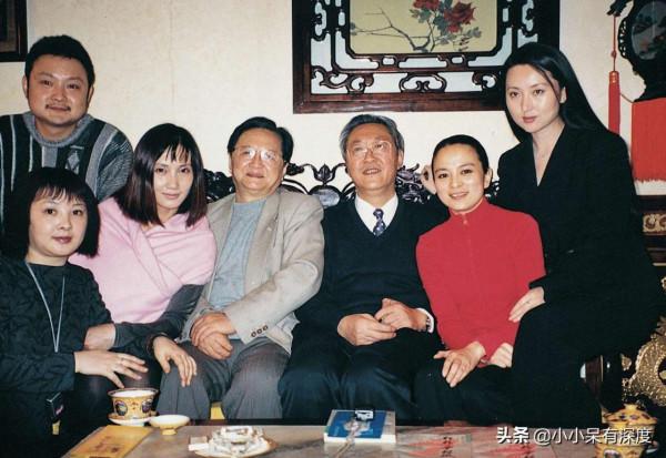 胡澤紅近況，她身材略有些發福，但依舊可以看出當年惜春的影子