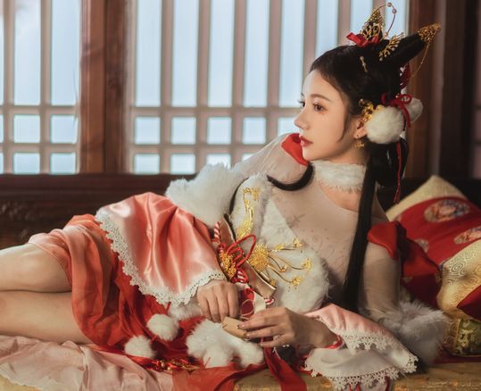 洛麗塔大哥外網爆火，身材長相甜美被當韓國人，怒懟：下次發漢服