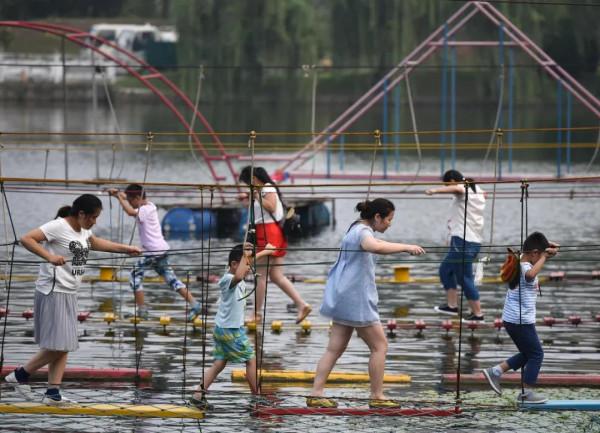 晚餐加點料 | 國慶親子游研學遊走俏,“雙減”之後如何做“加法”? 晚餐加點料 | 國慶親子游研學遊走俏,“雙減”之後如何做“加法”?