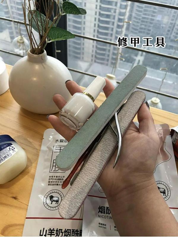 嫩腳秘籍趕緊學起來!夏天穿涼鞋更好看 嫩腳秘籍趕緊學起來!夏天穿涼鞋更好看