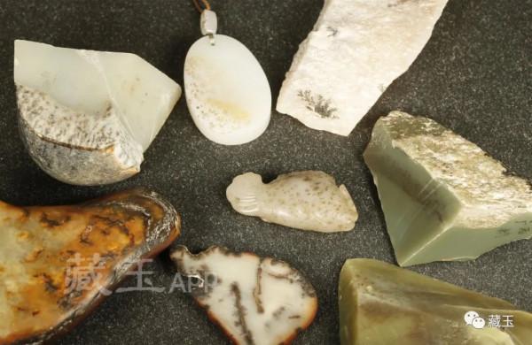 很全面的和田玉“水草沁”科普，籽料的“身份證”到底怎麼看？