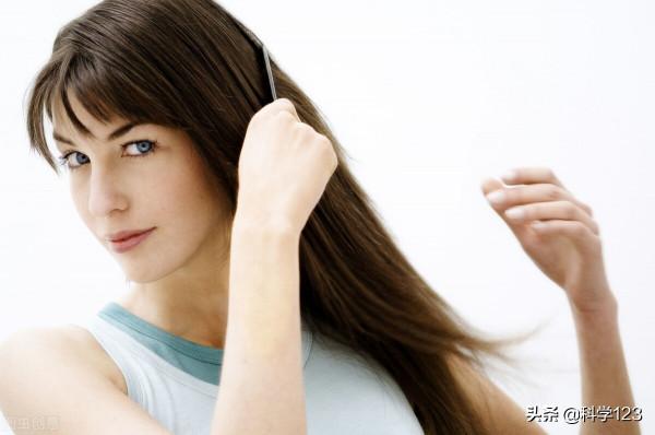 115萬年前,人類褪去多餘的毛髮,為何幾個特殊部位保留了下來? 115萬年前,人類褪去多餘的毛髮,為何幾個特殊部位保留了下來?