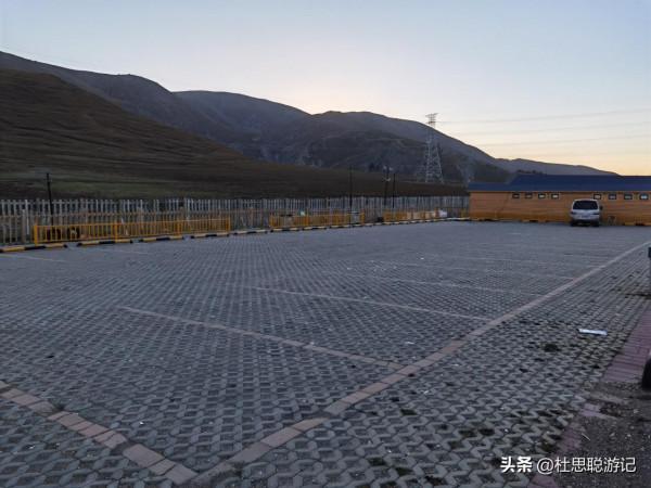 漢EV自駕新疆，遇連續60公里的長下坡，電池充滿動能回收系統正常