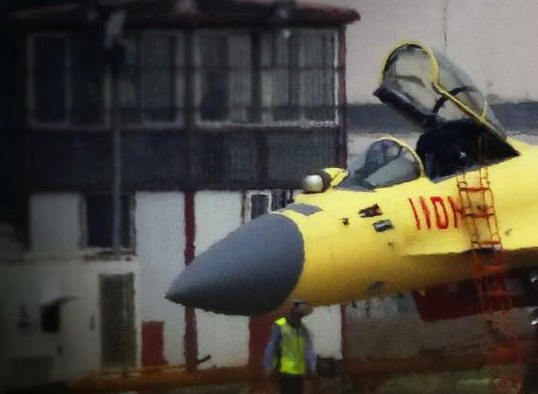 為什麼說殲11D不會取消，機體結構和航電優勢明顯，能對抗F35A