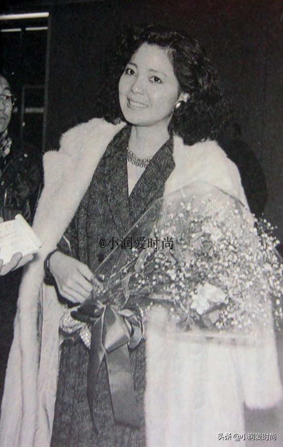 看了鄧麗君的冬季穿搭，才發現：時尚再輪迴一遍，你也不如她會穿