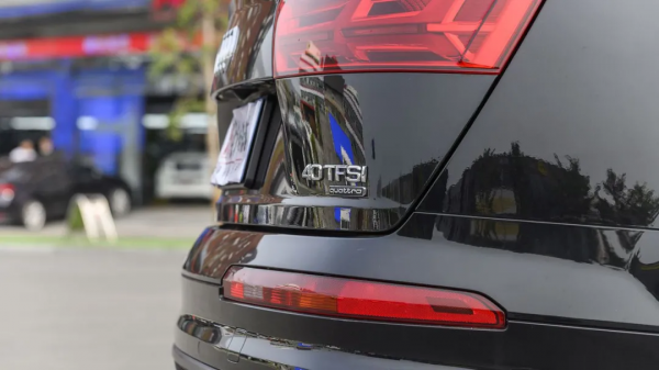 2.0T奧迪Q7優點多多，優秀前任造就出眾成色，二手更有價效比