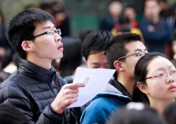 為什麼報考公務員的人數逐年增多?看到他們的食堂,你就明白了 為什麼報考公務員的人數逐年增多?看到他們的食堂,你就明白了