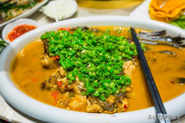 江西新餘仙女湖精彩的打漁，氣勢壯觀，品嚐一魚七吃的鮮嫩美味