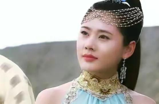 8位初代韓流女星今昔對比,有人美貌依舊,有人中年顏垮,差距大 8位初代韓流女星今昔對比,有人美貌依舊,有人中年顏垮,差距大