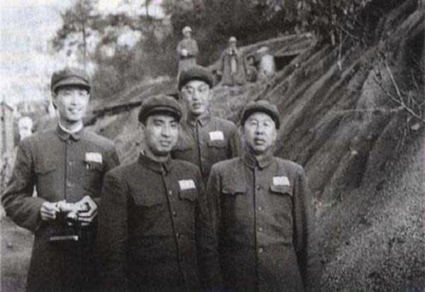 1950年朝鮮戰爭,中央決定調司令黃永勝入朝,林彪:我要換一個人 1950年朝鮮戰爭,中央決定調司令黃永勝入朝,林彪:我要換一個人