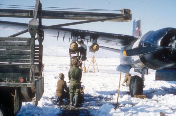 空襲志司總部致毛岸英犧牲的是美空軍哪支部隊 不是南非飛行員